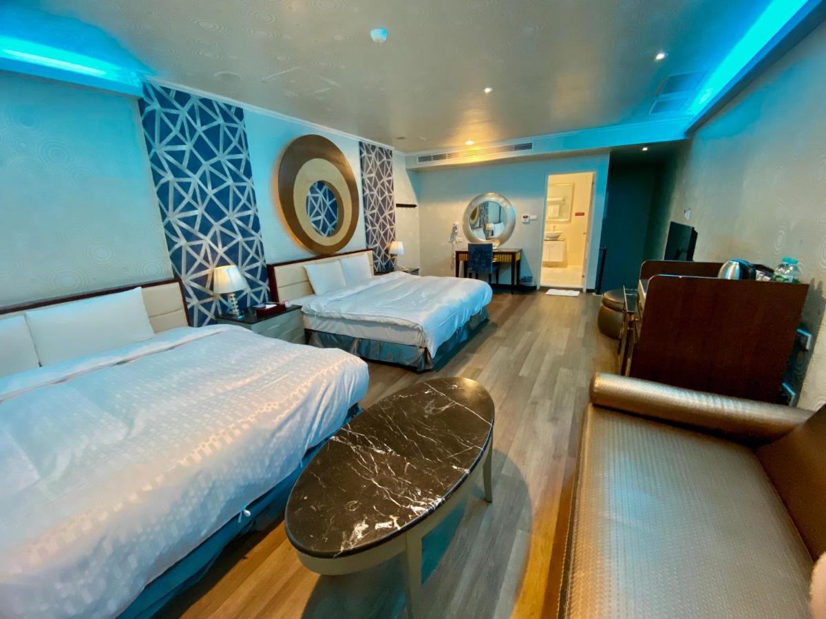 Huang Xing Motel Pingtung Εξωτερικό φωτογραφία
